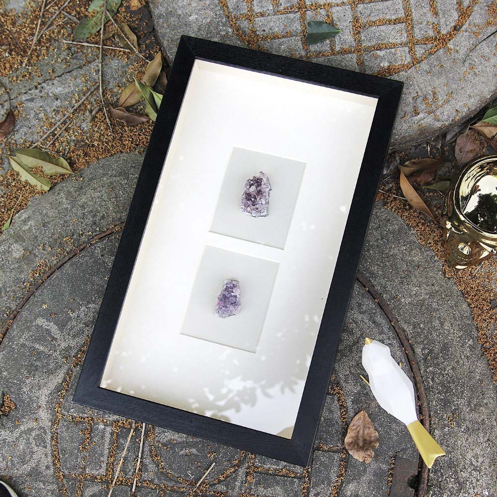 High-end hotel/guesthouse fitting room black frame purple crystal mineral shadow box